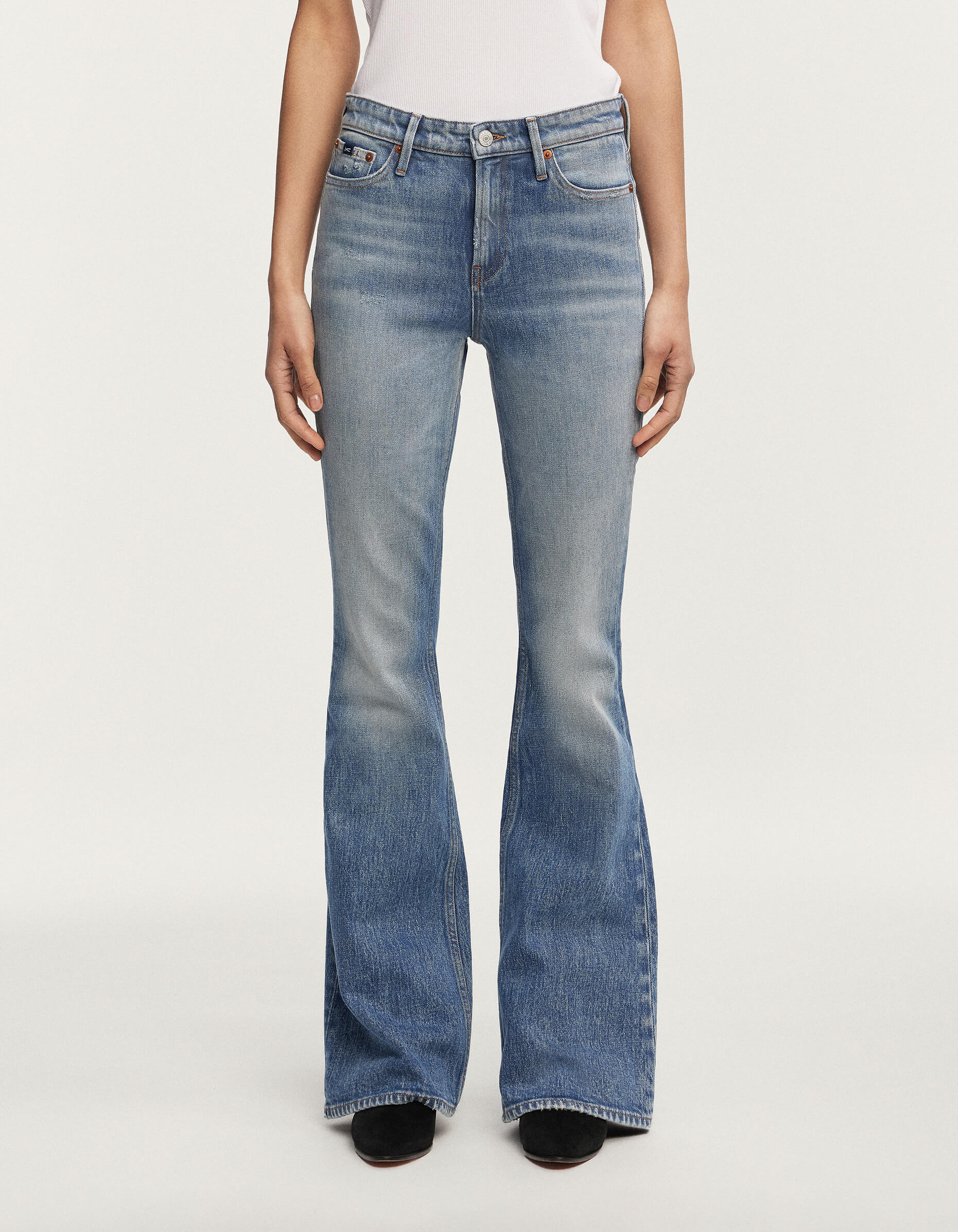 Ami CHSW Women's