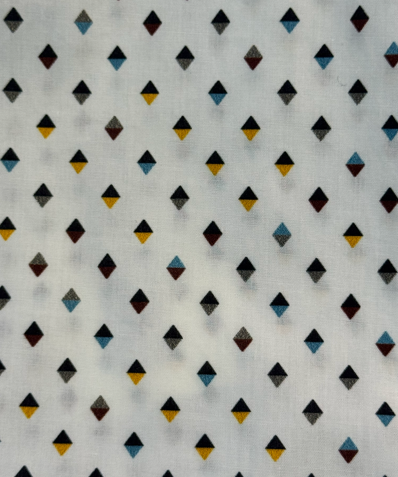 EcruDiamonds.png